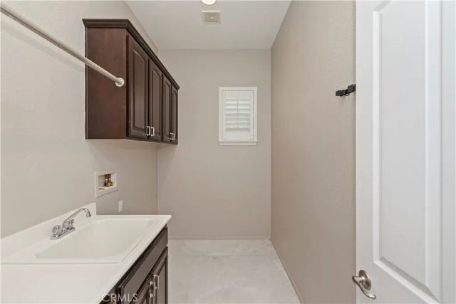 8851 Soothing Court, Corona, CA 92883