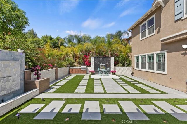 8851 Soothing Court, Corona, CA 92883