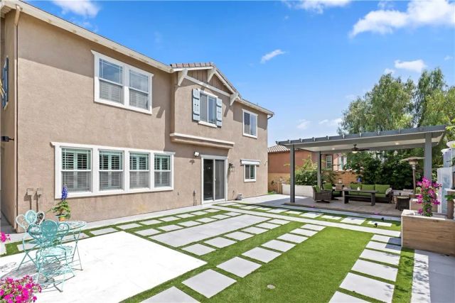 8851 Soothing Court, Corona, CA 92883