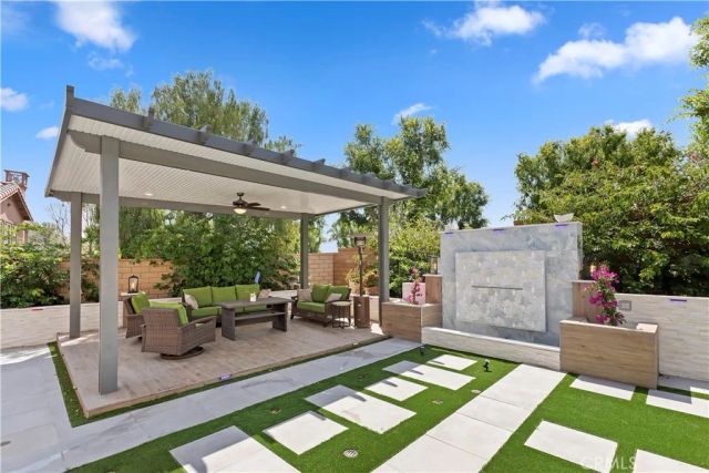 8851 Soothing Court, Corona, CA 92883