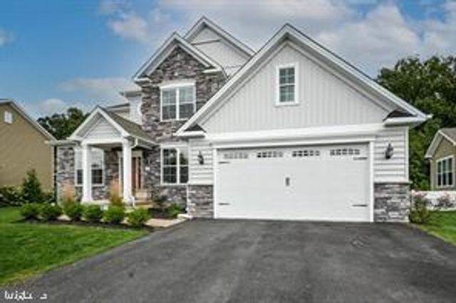 129 MERIDIAN BLVD, Bear, DE 19701