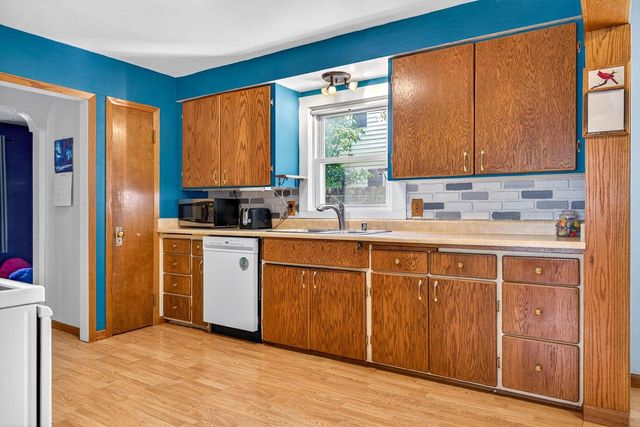 549 N LINWOOD AVENUE, Appleton, WI 54914