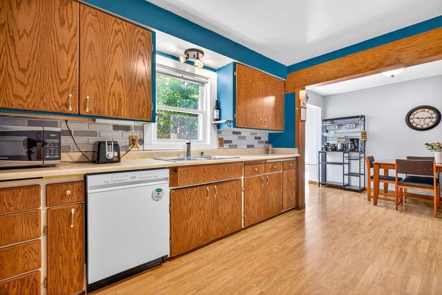 549 N LINWOOD AVENUE, Appleton, WI 54914