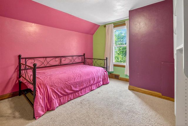549 N LINWOOD AVENUE, Appleton, WI 54914