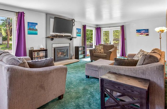 549 N LINWOOD AVENUE, Appleton, WI 54914