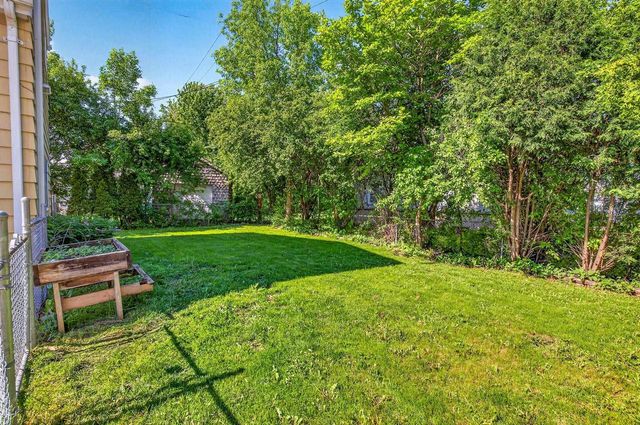 549 N LINWOOD AVENUE, Appleton, WI 54914