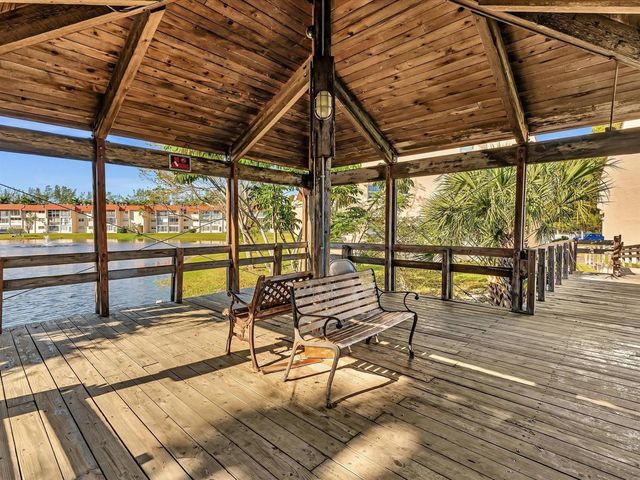 9041 Sunrise Lakes Boulevard 113, Sunrise, FL 33322