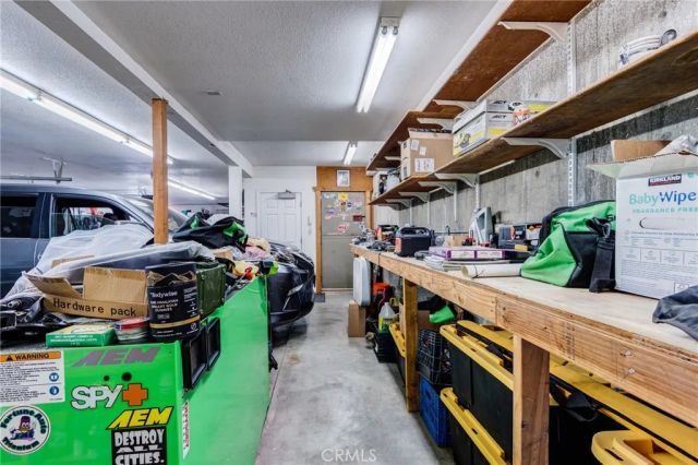 8384 Highland Court, Oak Hills, CA 92344