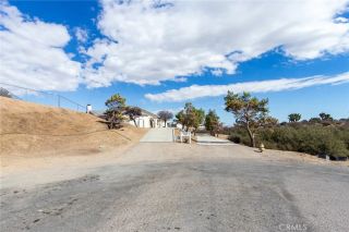 8384 Highland Court, Oak Hills, CA 92344