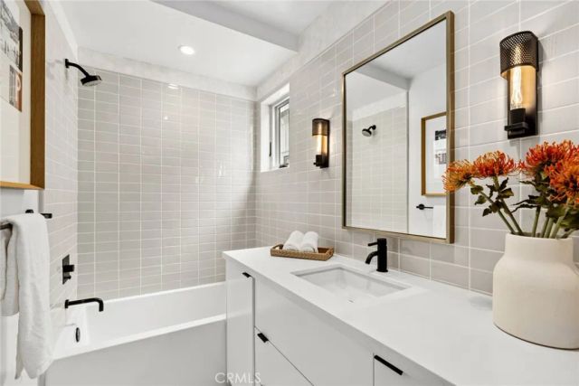 503 L Street, Newport Beach, CA 92661