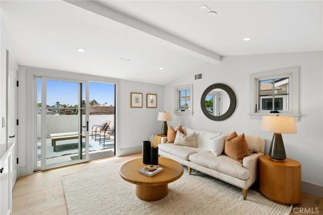 503 L Street, Newport Beach, CA 92661