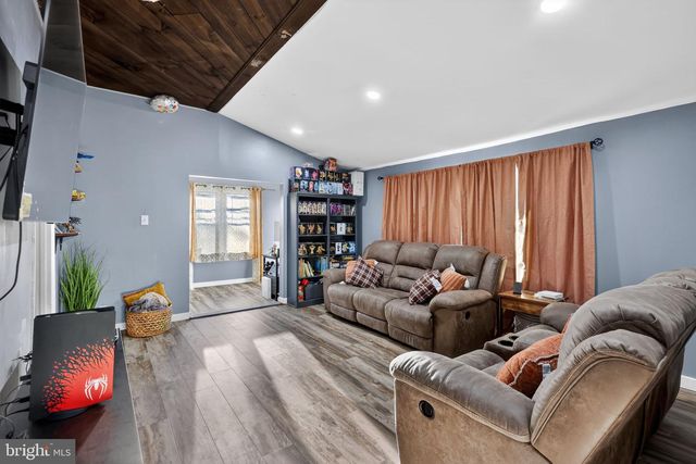 550 PENN AVE, Glenside, PA 19038