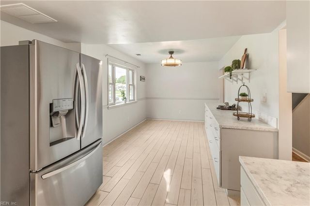 3544 Faraday LN, Virginia Beach, VA 23452