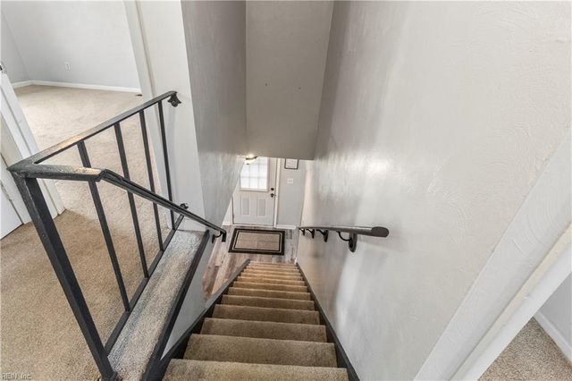 3544 Faraday LN, Virginia Beach, VA 23452