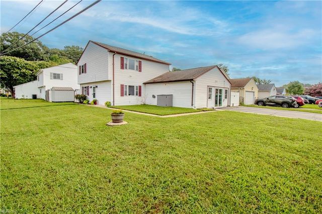 3544 Faraday LN, Virginia Beach, VA 23452