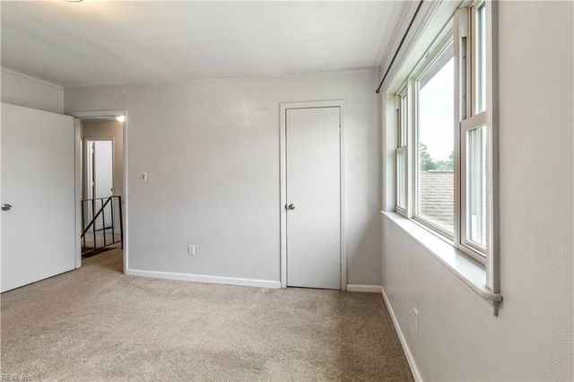 3544 Faraday LN, Virginia Beach, VA 23452