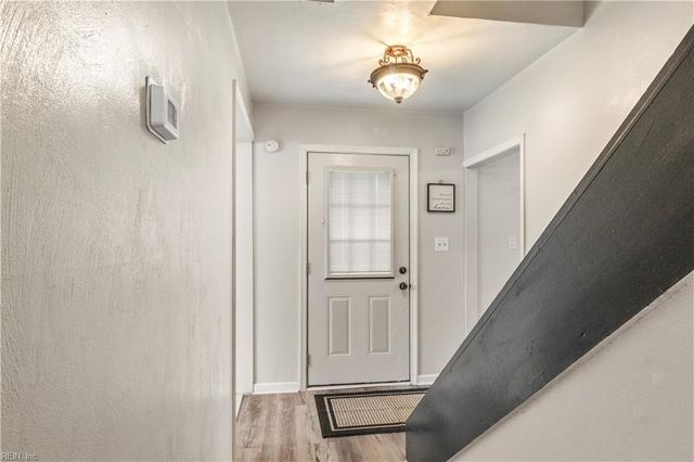 3544 Faraday LN, Virginia Beach, VA 23452