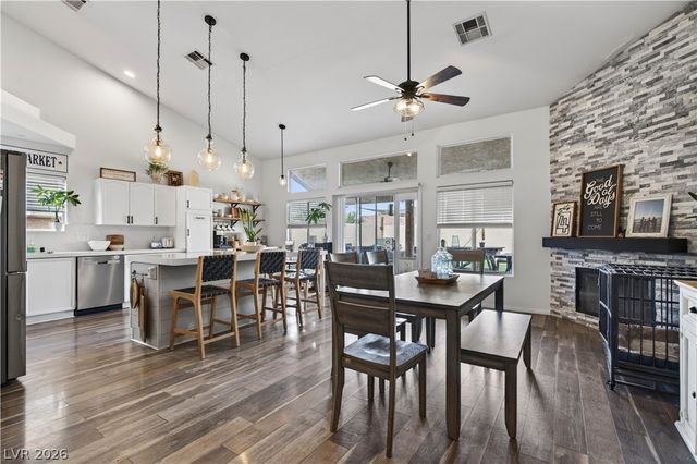 7236 Tealwood Street, Las Vegas, NV 89131