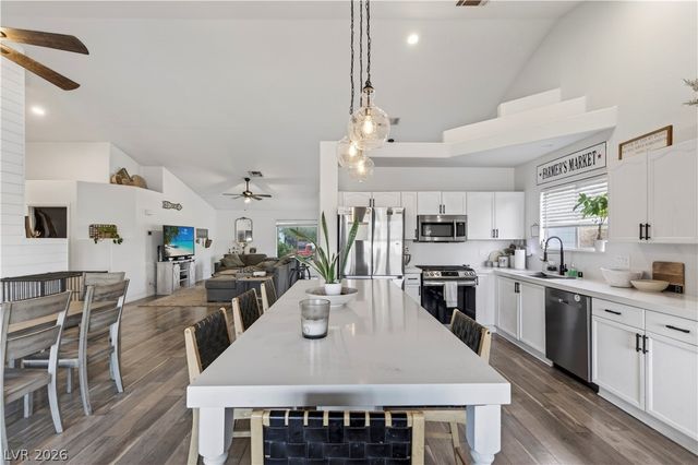 7236 Tealwood Street, Las Vegas, NV 89131