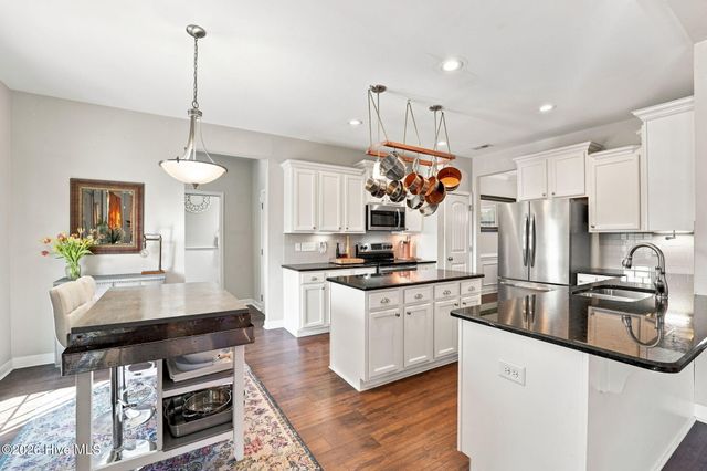 1919 Sweetfern Place, Aberdeen, NC 28315