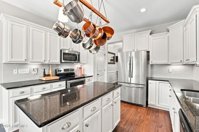1919 Sweetfern Place, Aberdeen, NC 28315