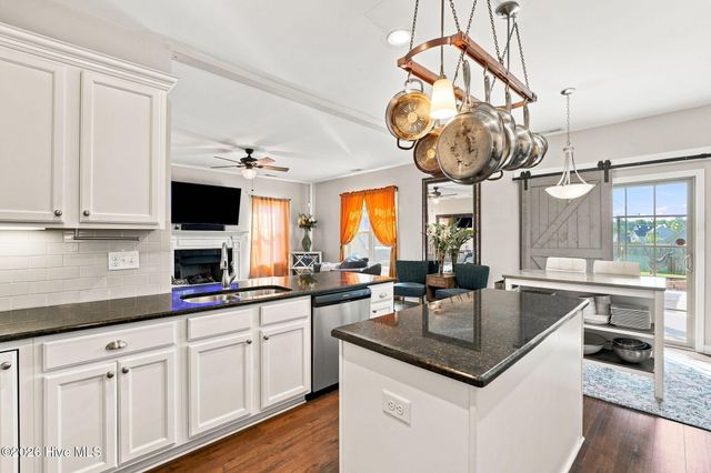 1919 Sweetfern Place, Aberdeen, NC 28315