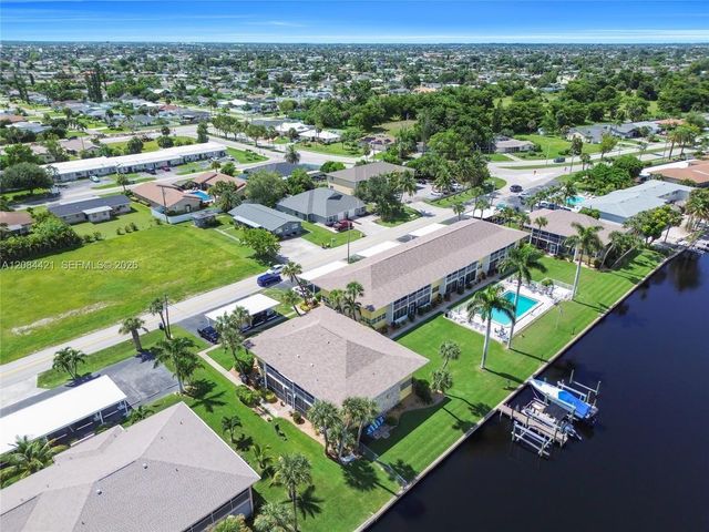 4613 SE 5th Avenue 210, Cape Coral, FL 33904