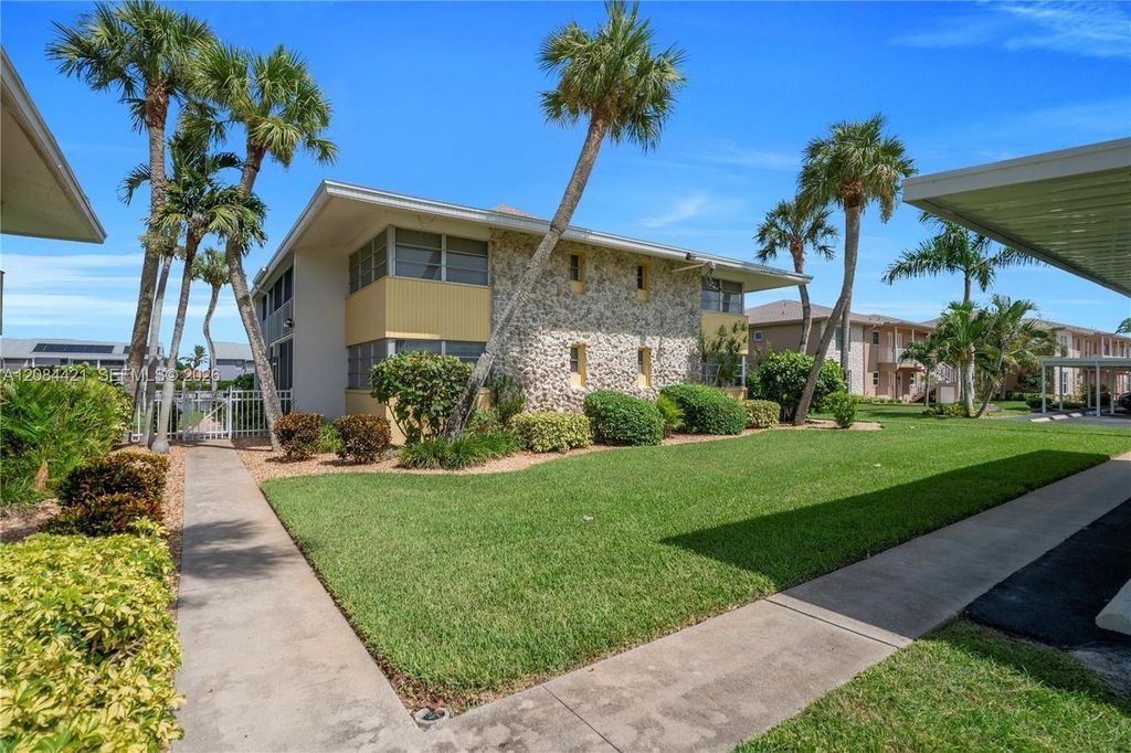 4613 SE 5th Avenue 210, Cape Coral, FL 33904