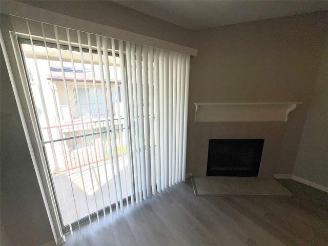 2120 El Paseo Street 2312, Houston, TX 77054