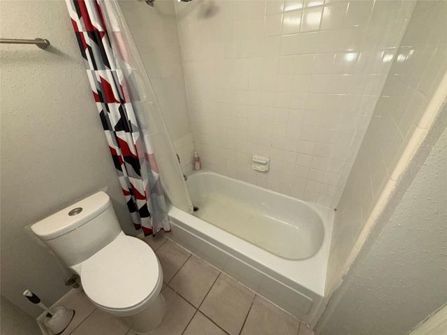 2120 El Paseo Street 2312, Houston, TX 77054