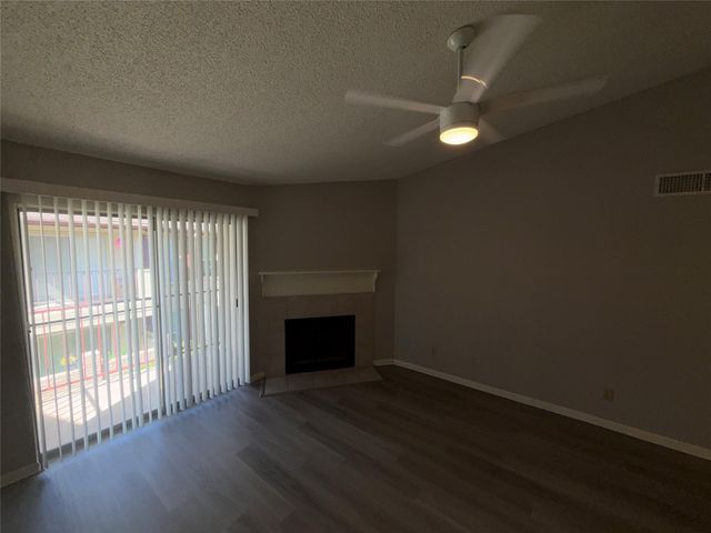 2120 El Paseo Street 2312, Houston, TX 77054