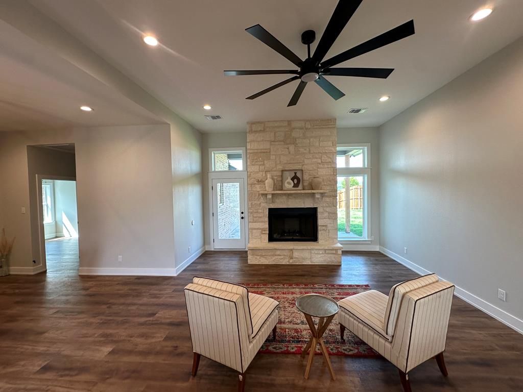 Image 7 of property listing at 3611 Clearview Dr, San Angelo, TX 76904