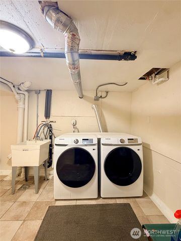 6014 Pacific Avenue, Tacoma, WA 98408