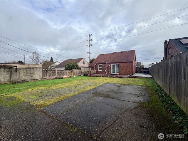 6014 Pacific Avenue, Tacoma, WA 98408