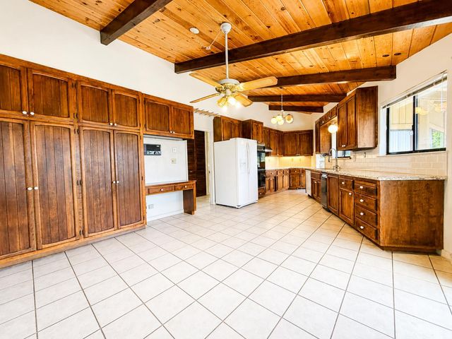 300 Ridgeway Road, Woodside, CA 94062