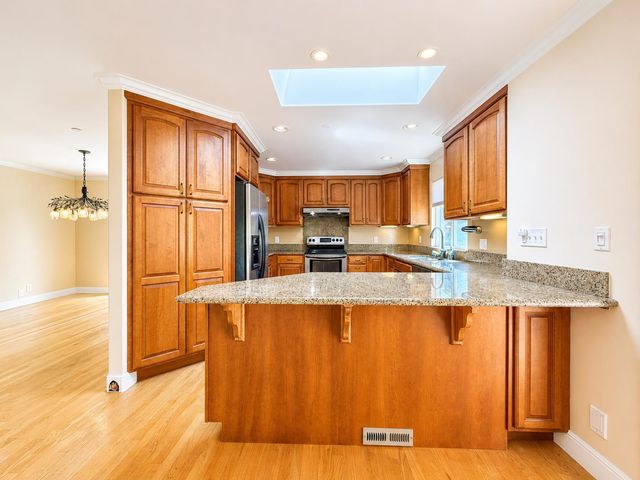 300 Ridgeway Road, Woodside, CA 94062
