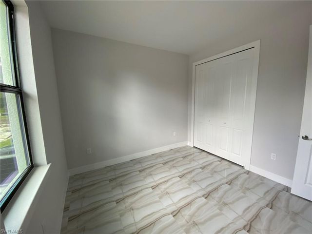 4362 40th ST NE, Naples, FL 34120