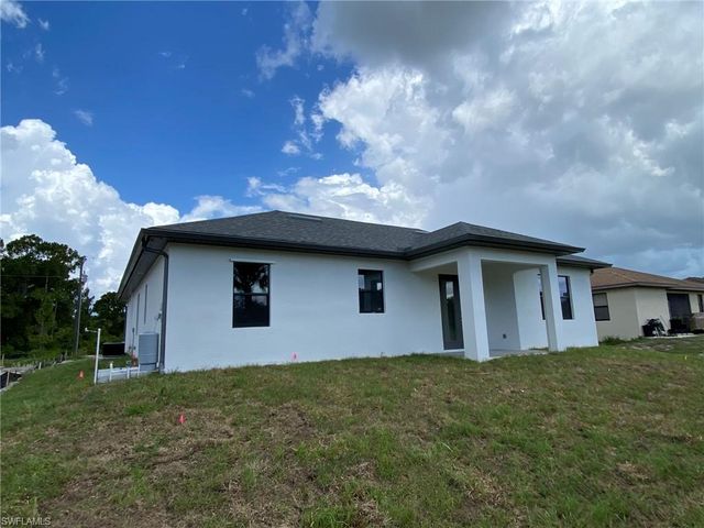 4362 40th ST NE, Naples, FL 34120