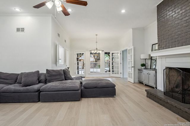 302 Bluffcove, San Antonio, TX 78216