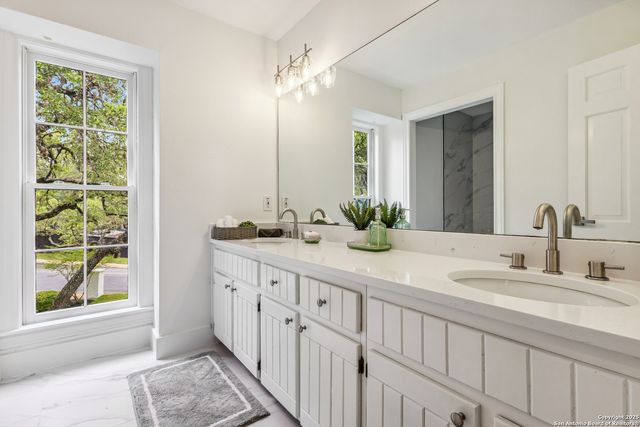 302 Bluffcove, San Antonio, TX 78216