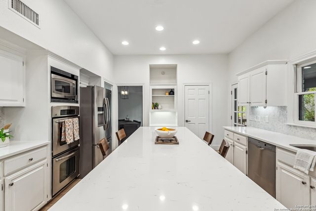 302 Bluffcove, San Antonio, TX 78216