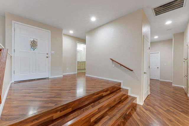 111 Lance Drive, Grants Pass, OR 97526