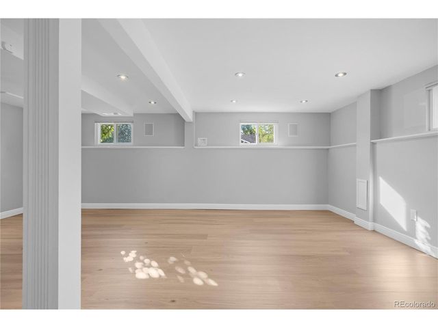 11025 E Berry Ave, Englewood, CO 80111