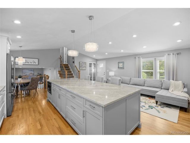 11025 E Berry Ave, Englewood, CO 80111