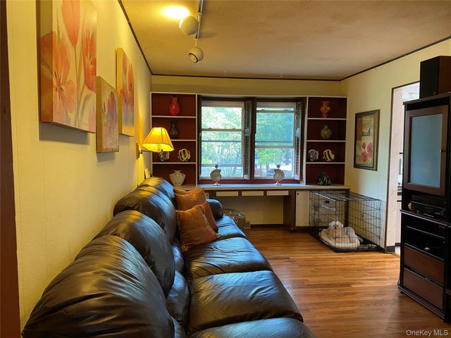 1 Parkview Drive, Middletown, NY 10940