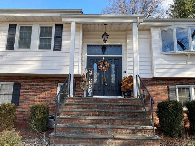 1 Parkview Drive, Middletown, NY 10940