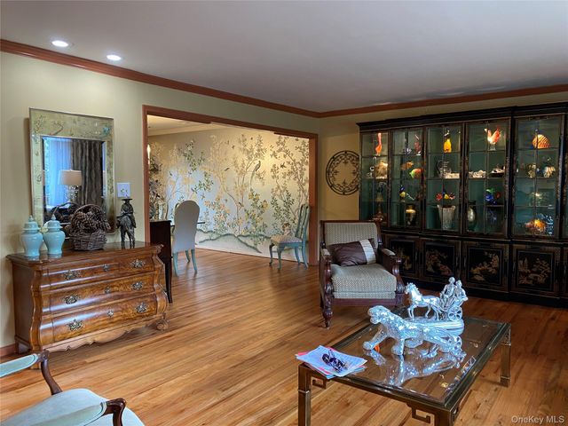 1 Parkview Drive, Middletown, NY 10940