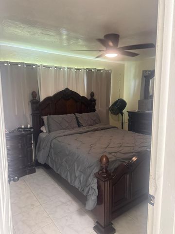 7160 NW 24th Street NW, Sunrise, FL 33313