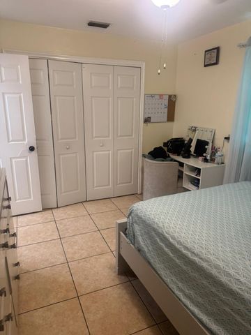 7160 NW 24th Street NW, Sunrise, FL 33313