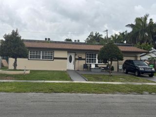 7160 NW 24th Street NW, Sunrise, FL 33313